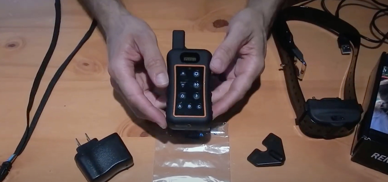 7 Best Shock/Training Collars for German Shepherds [July 2023] DoggoMag